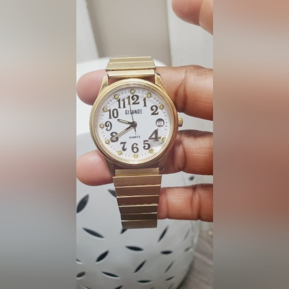 🌴Goldcolour vintagewristwatch, stainless steel ladies,gold stretchy adjustable. - Picture 3 of 10
